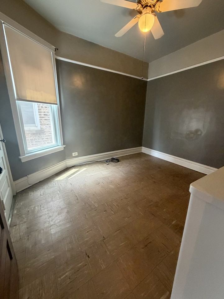 1249 W Newport Ave - Photo 7 of 16