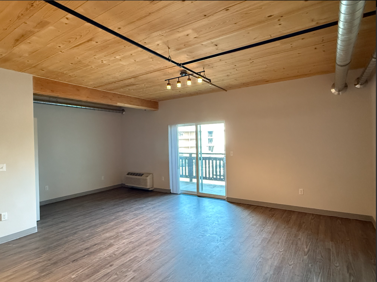 1026 W 1st St Unit B203 #B203 - Photo 3 of 7