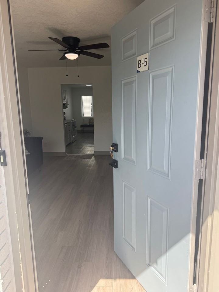 The Katmai Apartments - Photo 7 of 50