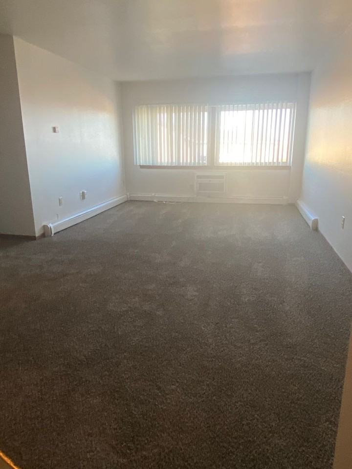 Parkview Place - Photo 4 of 8