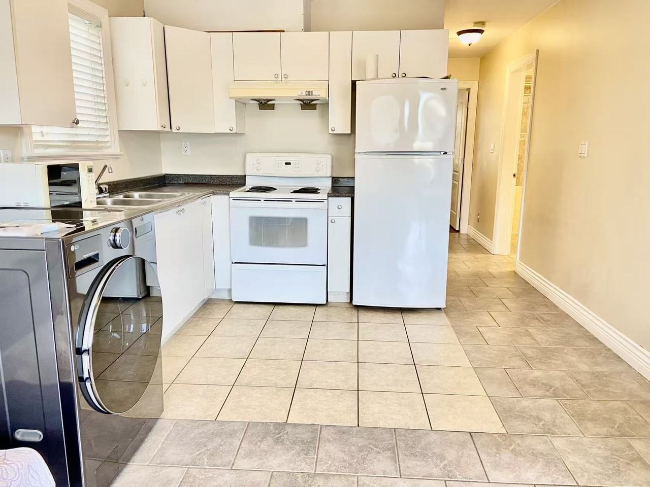 1228 East 61st Avenue - Photo 3 of 9