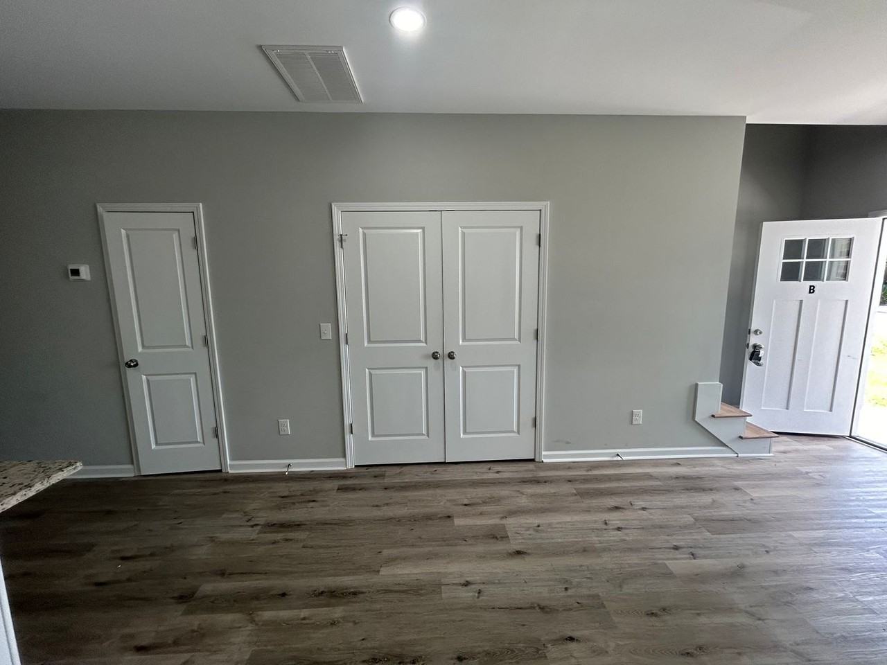 2513 Bratton St Unit B - Photo 5 of 28