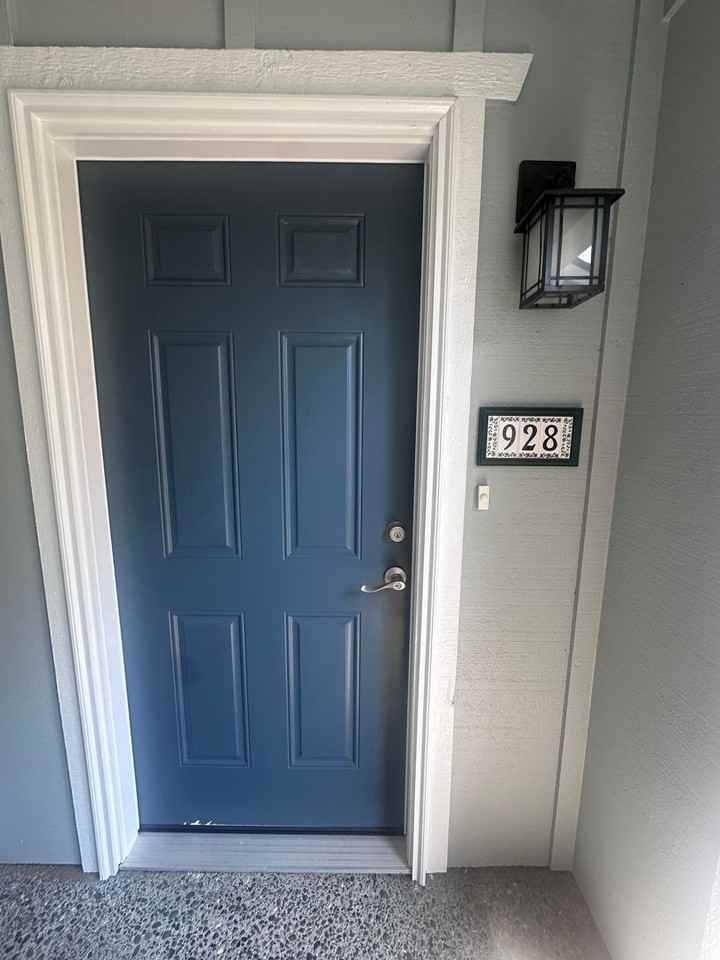 928 Blue Heron Ave Ne - Photo 2 of 24