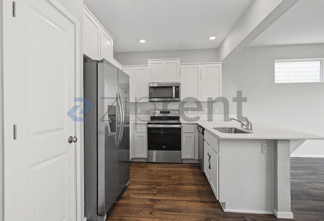 1404 Sw 5th St - Photo 5 of 21