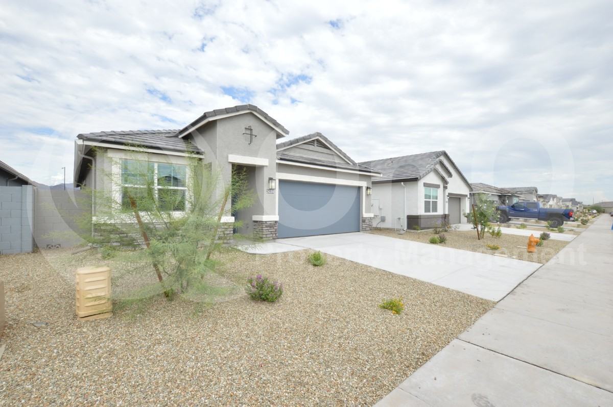 24204 W Verlea Dr - Photo 2 of 25