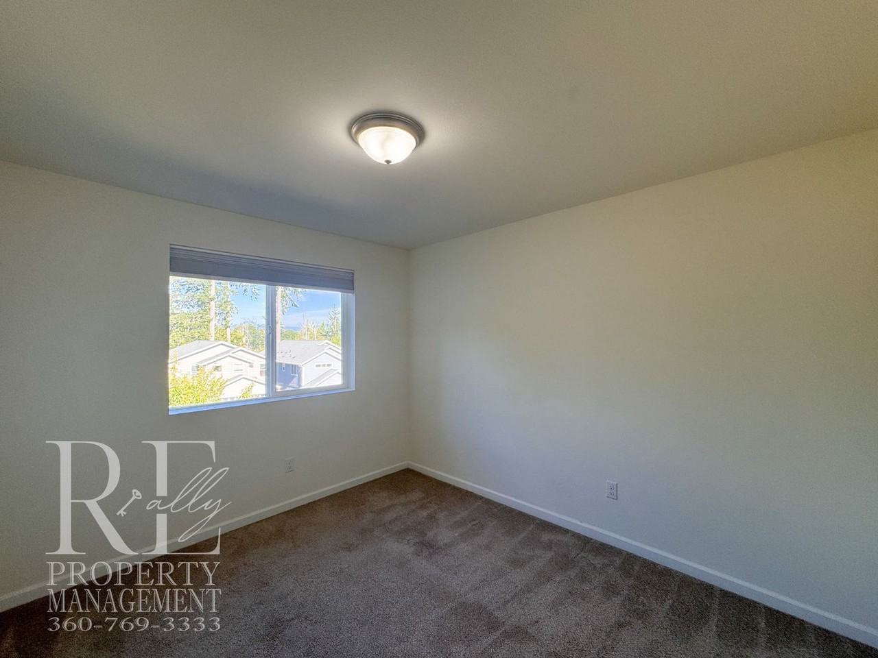 4250 Se Horsehead Way - Photo 7 of 36
