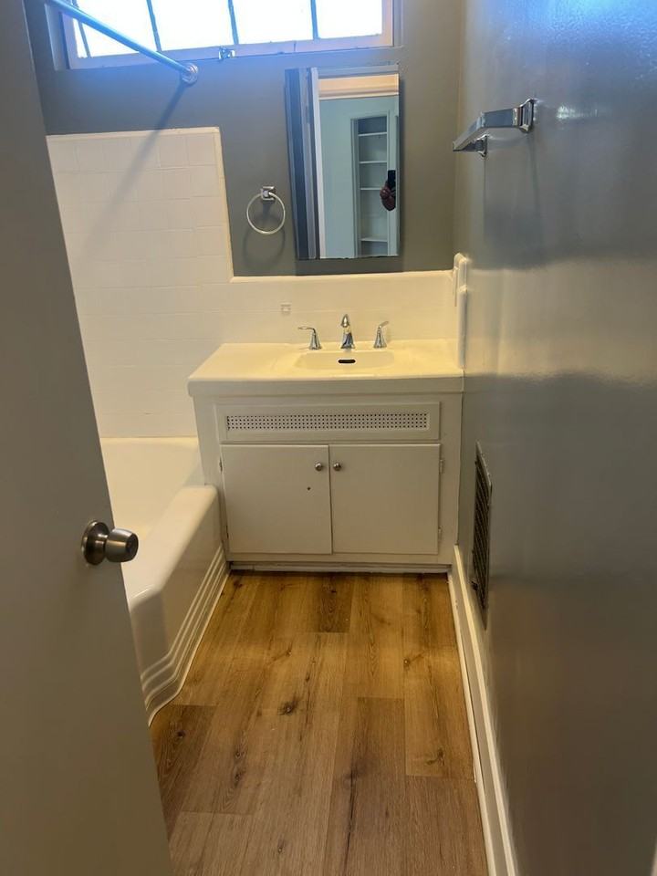 4134 1/4 Somerset Dr - Photo 5 of 5