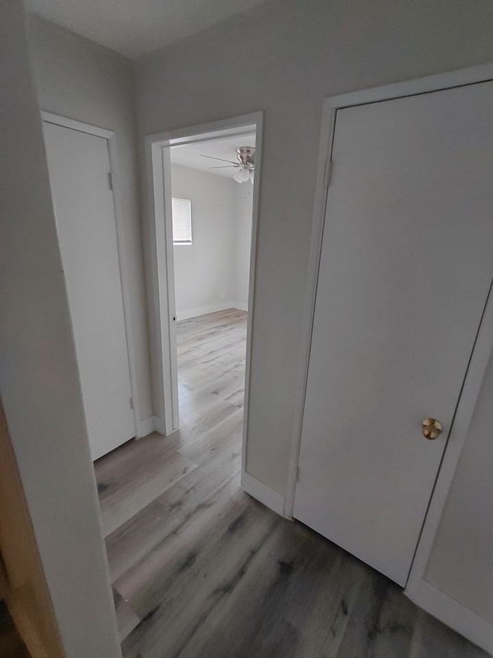 140 E 88th St #3 - Photo 3 of 8