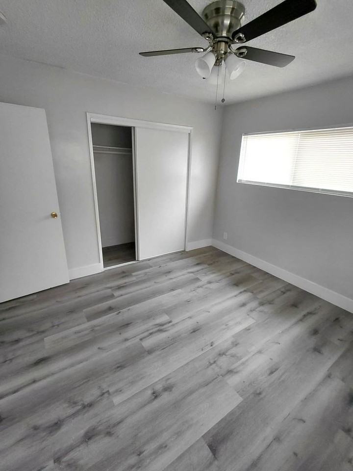140 E 88th St #3 - Photo 6 of 8