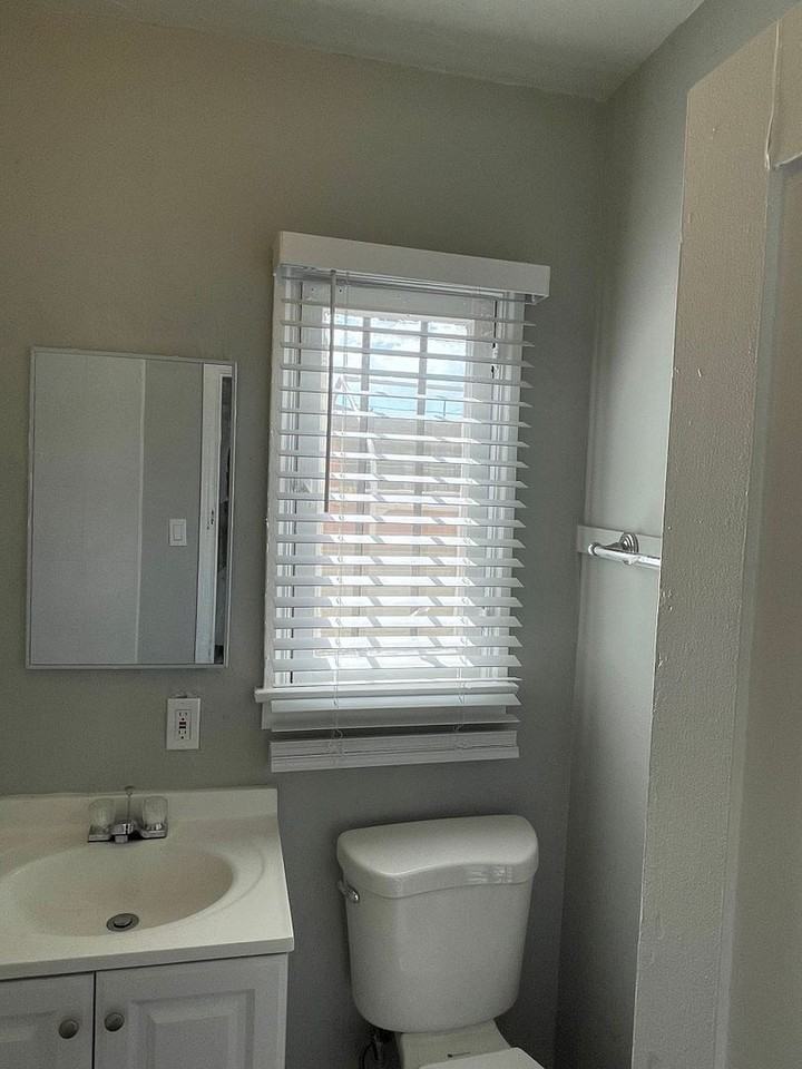 241 W 80th St - Photo 5 of 5