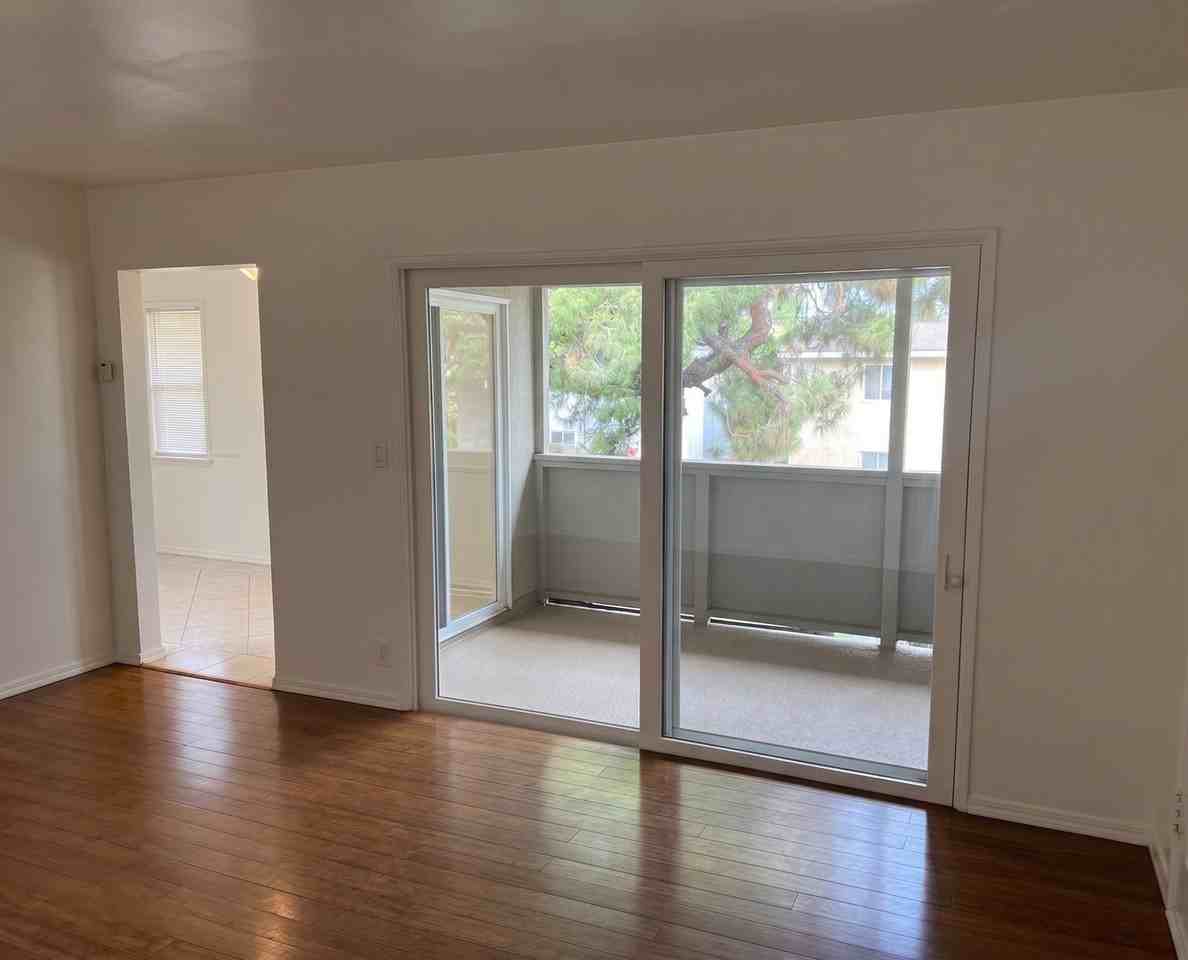 10617 Oxnard St #6 - Photo 2 of 7
