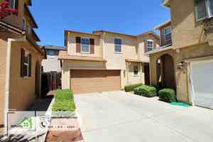 featured image of 2109 Vienna Way