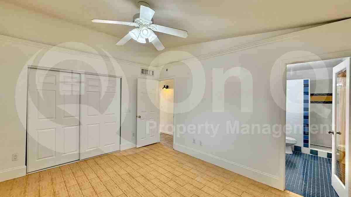 906 W Malibu Dr - Photo 7 of 15