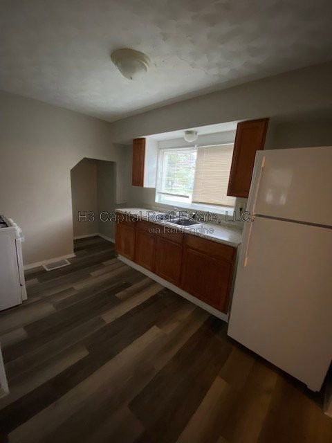1715 Edwardsville Rd - Photo 6 of 20