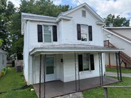 featured image of 211 Wadsworth St