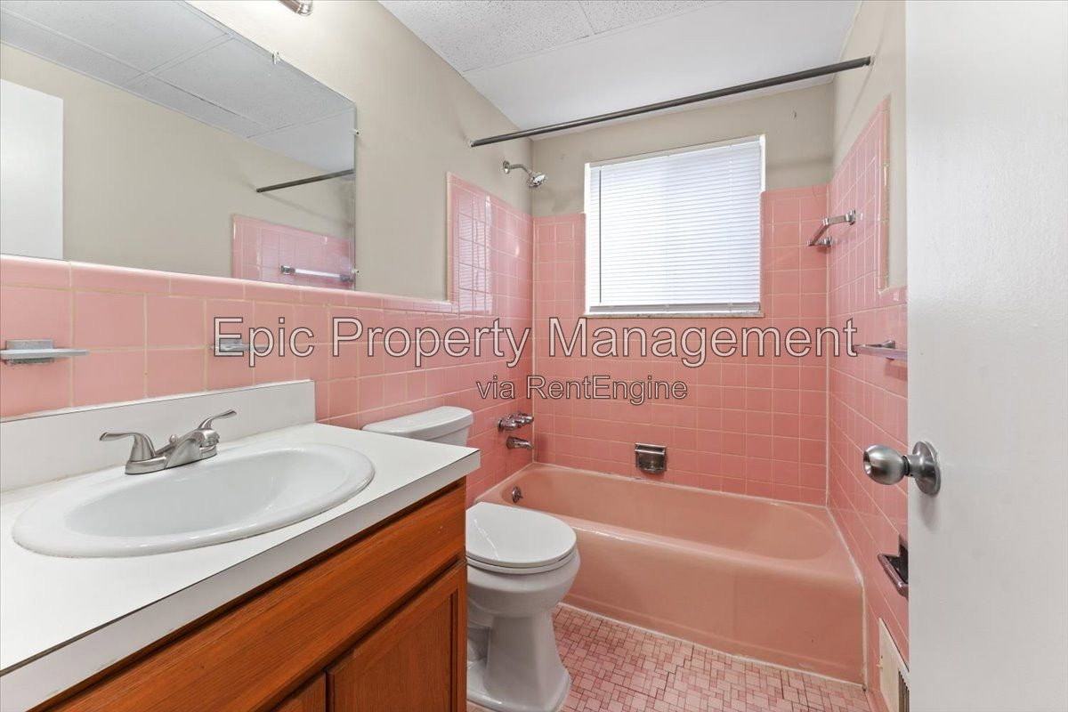24587 Kelly Rd #6 - Photo 5 of 10