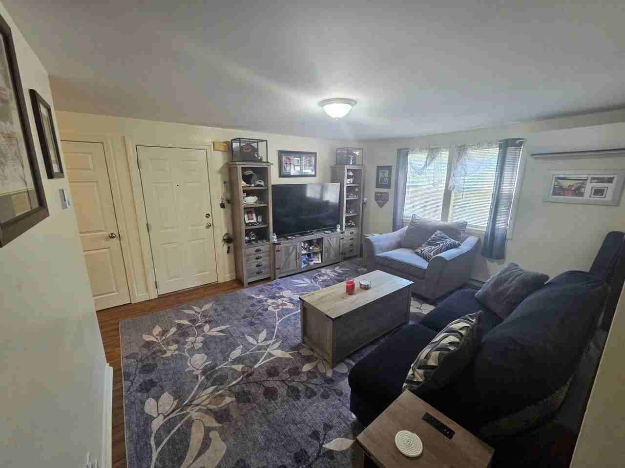 10 Renarl Ave #3 - Photo 4 of 9