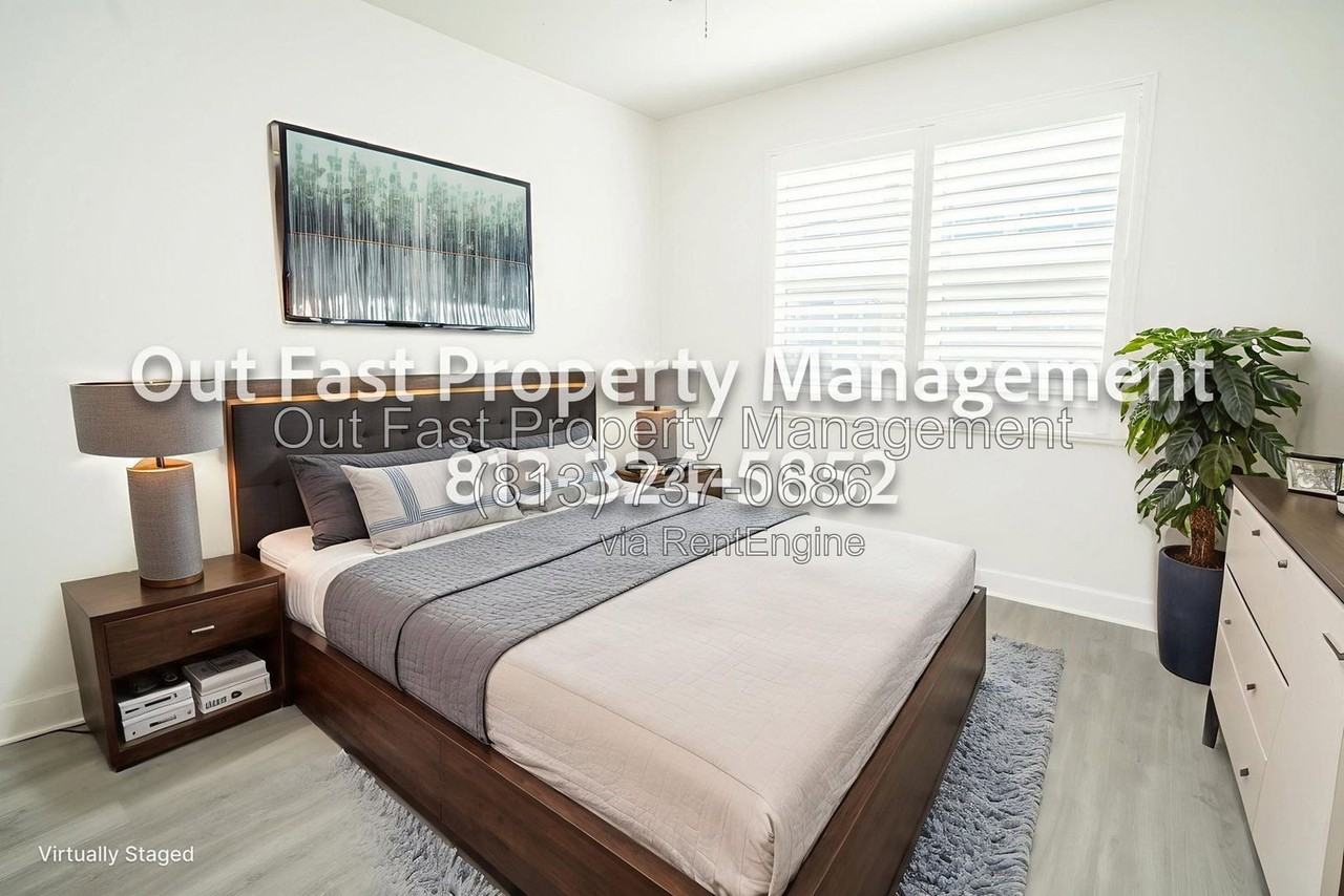 4859 W Prescott St - Photo 5 of 50
