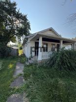 943 N Drexel Ave - Photo 1 of 1