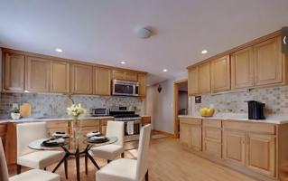 featured image of 138 Biruta St #1
