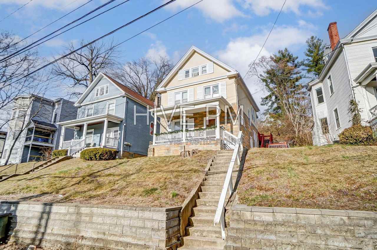 3246 Linwood Ave #2 - Photo 4 of 42
