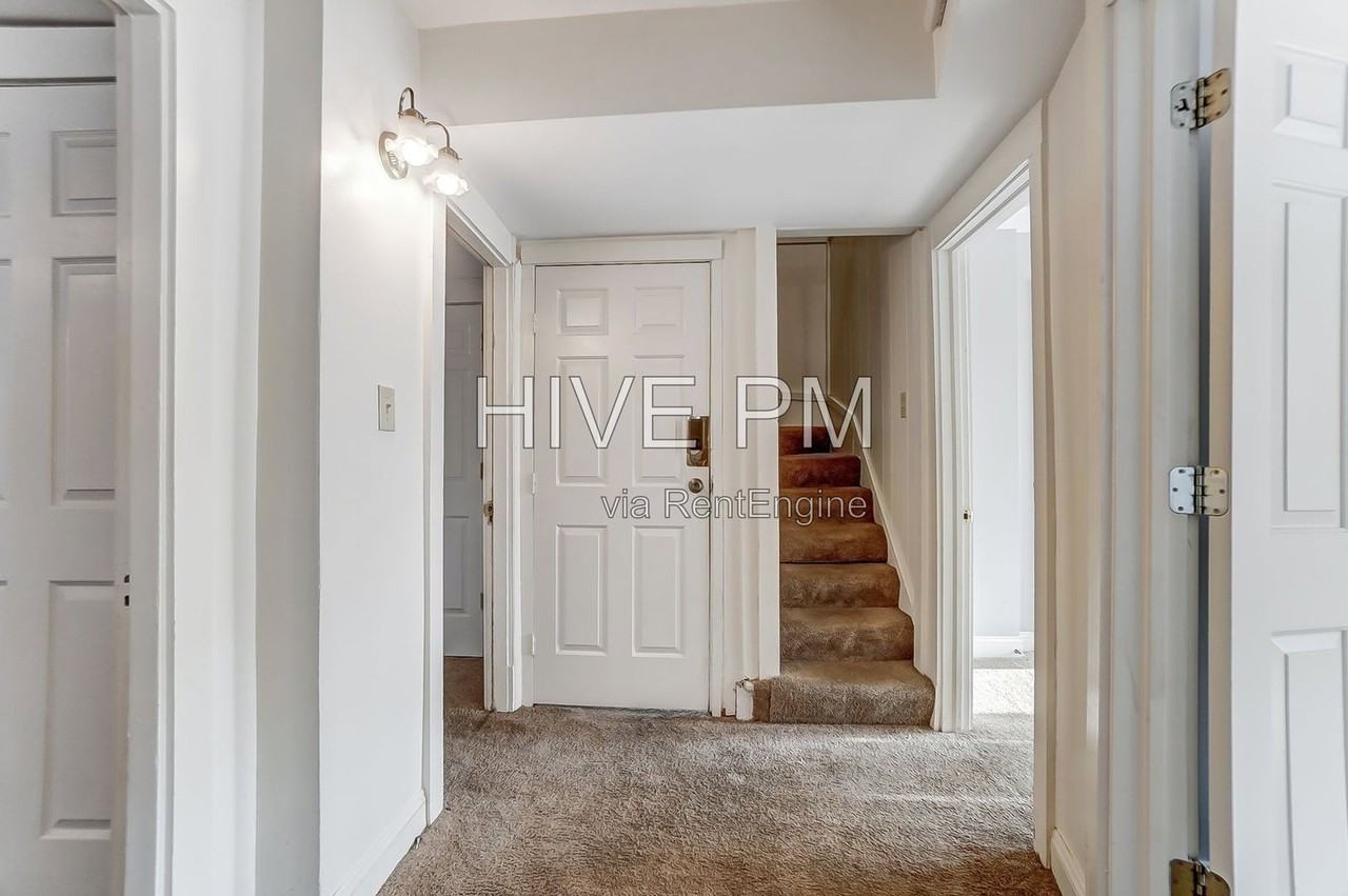 3246 Linwood Ave #2 - Photo 5 of 42