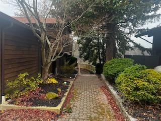 685 Shore Rd #NA - Photo 2 of 20