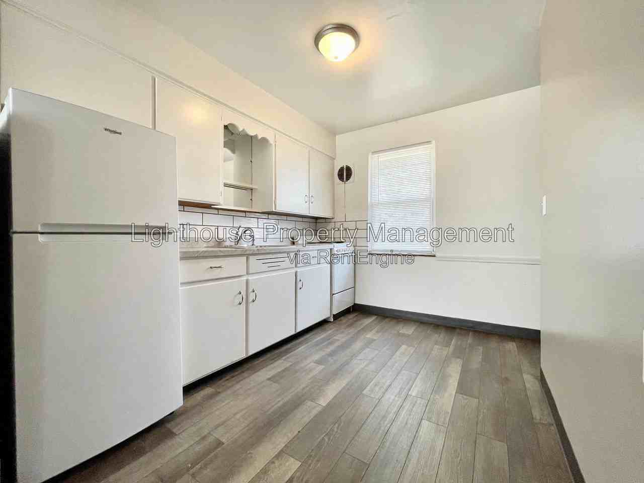 1212 Ottillia St Se #A - Photo 2 of 12