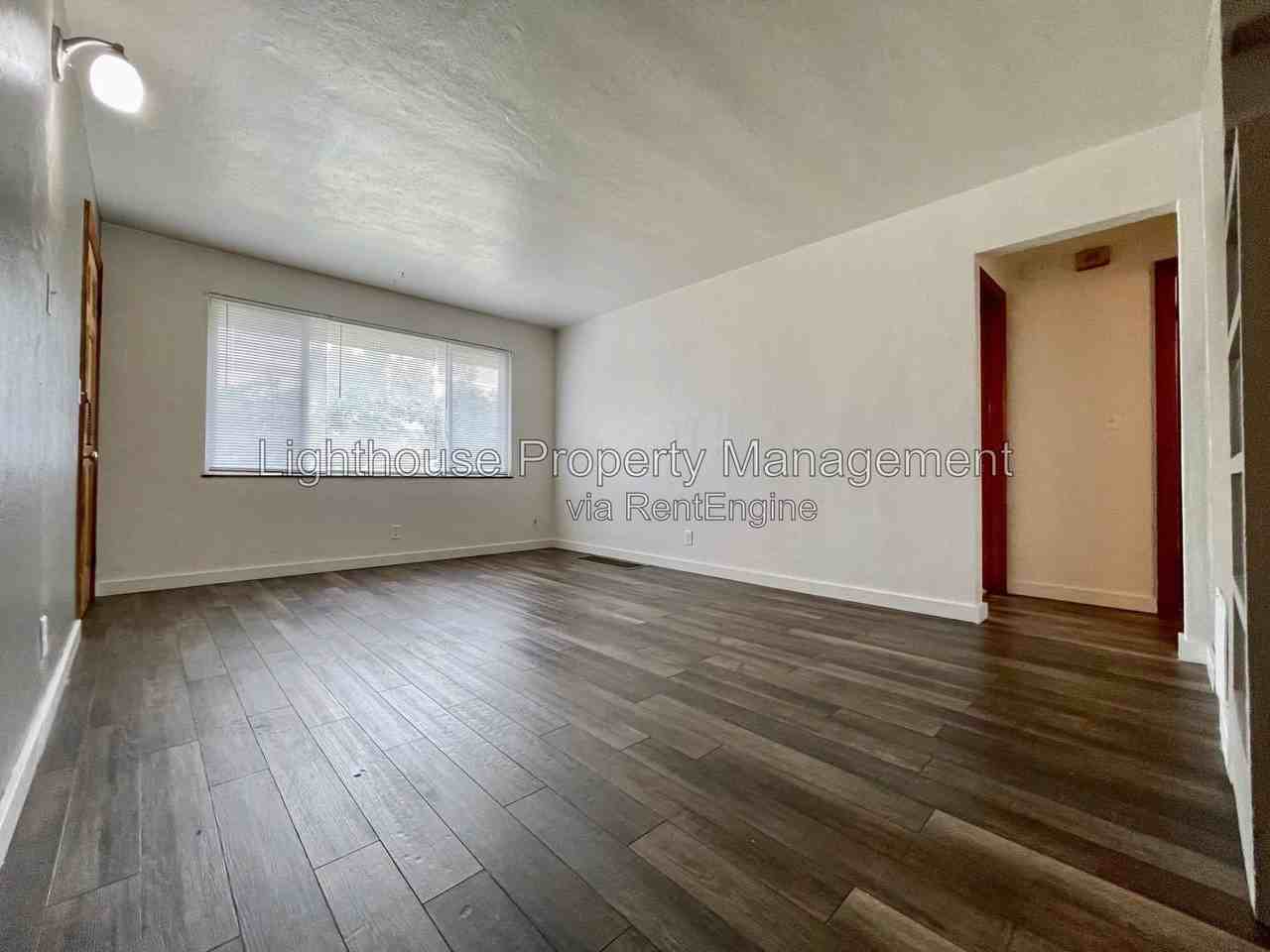1212 Ottillia St Se #A - Photo 5 of 12