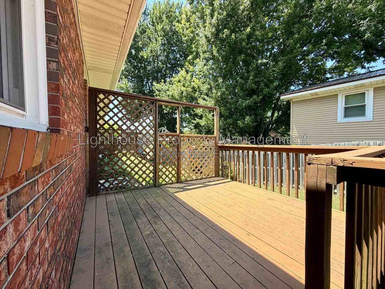 487 84th St Sw - Photo 3 of 26