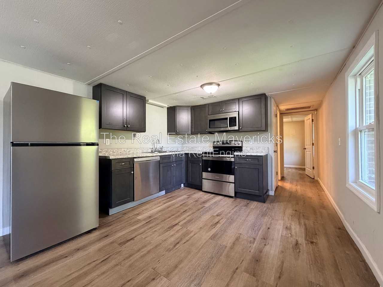 46 Trinity Rd #1 - Photo 6 of 21