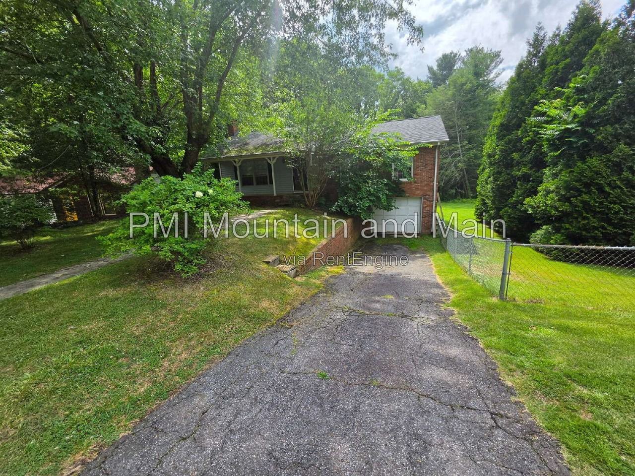 4 Erwin Dr - Photo 3 of 49