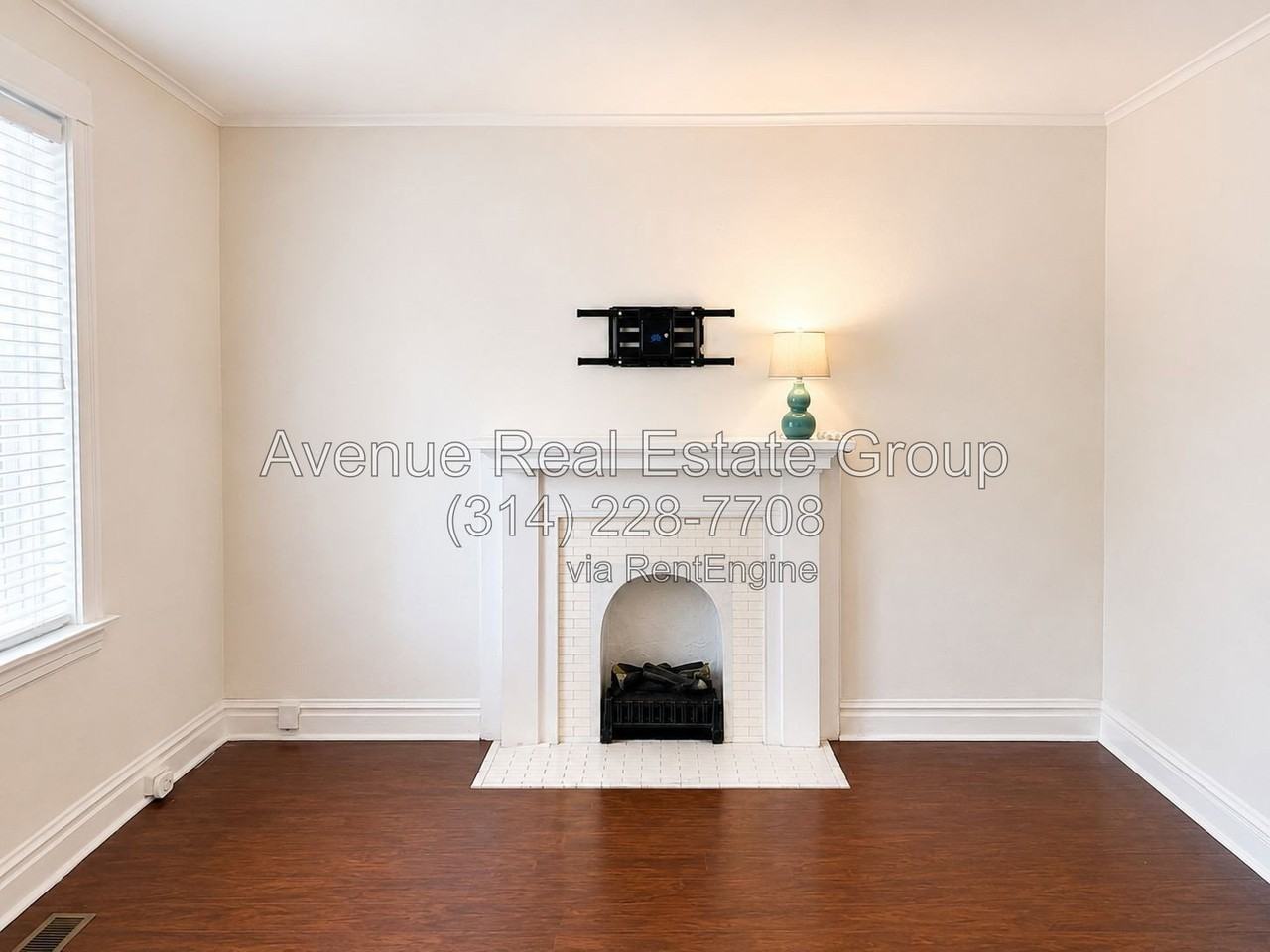 4935 Loughborough Ave - Photo 2 of 9