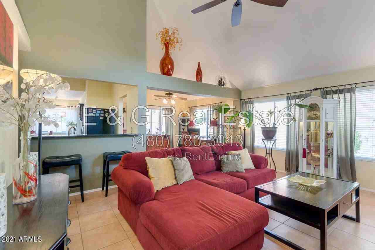 1830 E Citation Ln - Photo 5 of 36