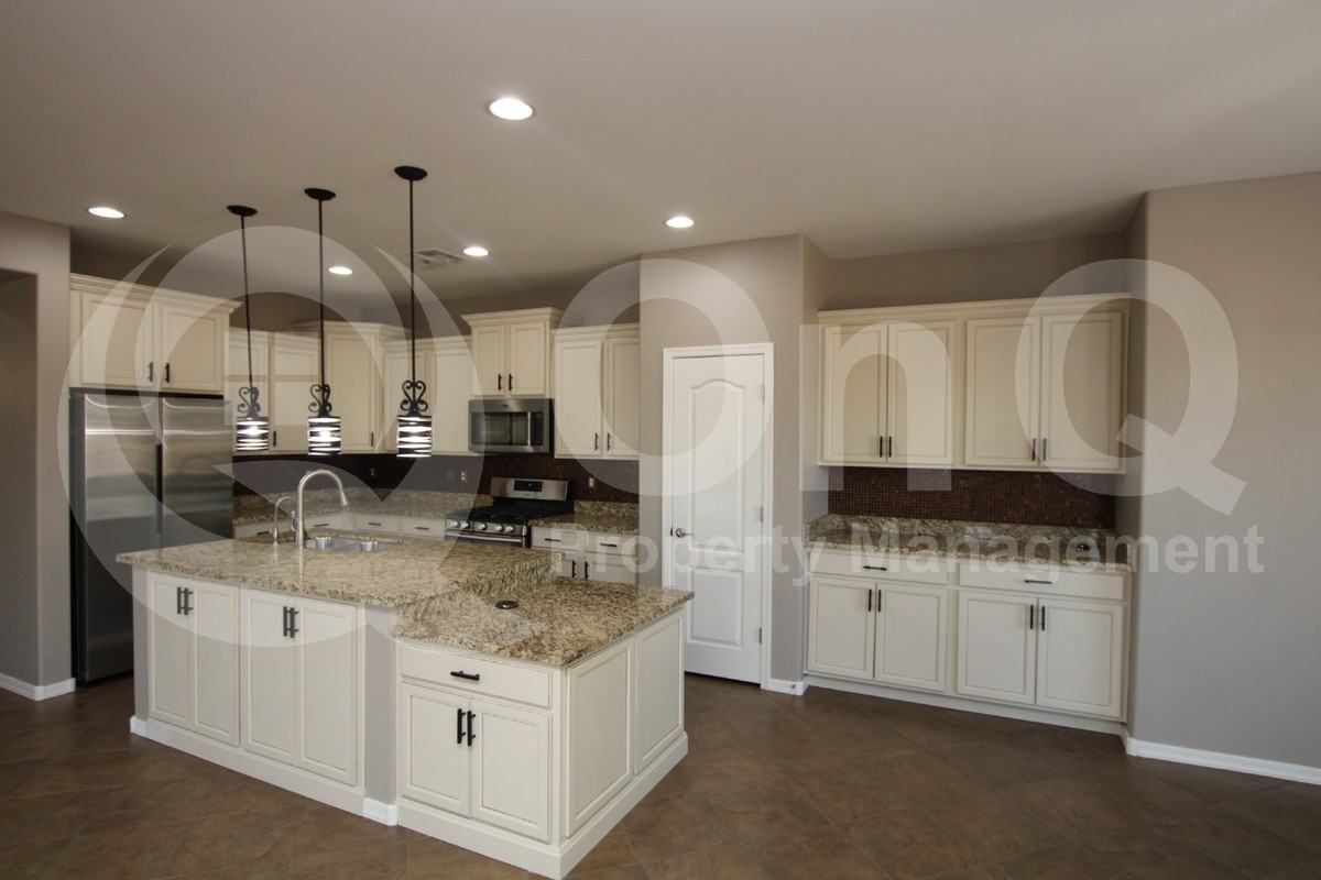 4123 S Buckskin Way - Photo 2 of 22