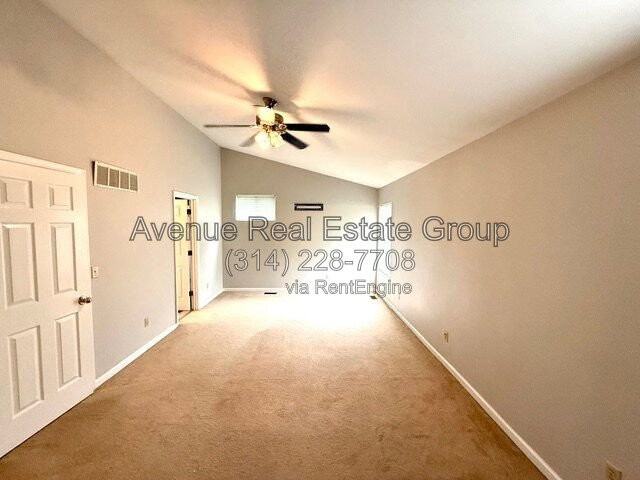 5776 Kingsbury Pl - Photo 6 of 10