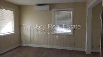 featured image of 332 W Tregallas Rd