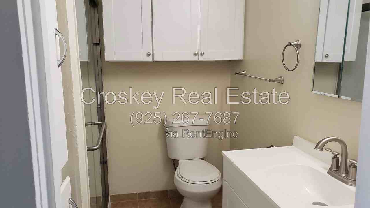 332 W Tregallas Rd - Photo 2 of 8