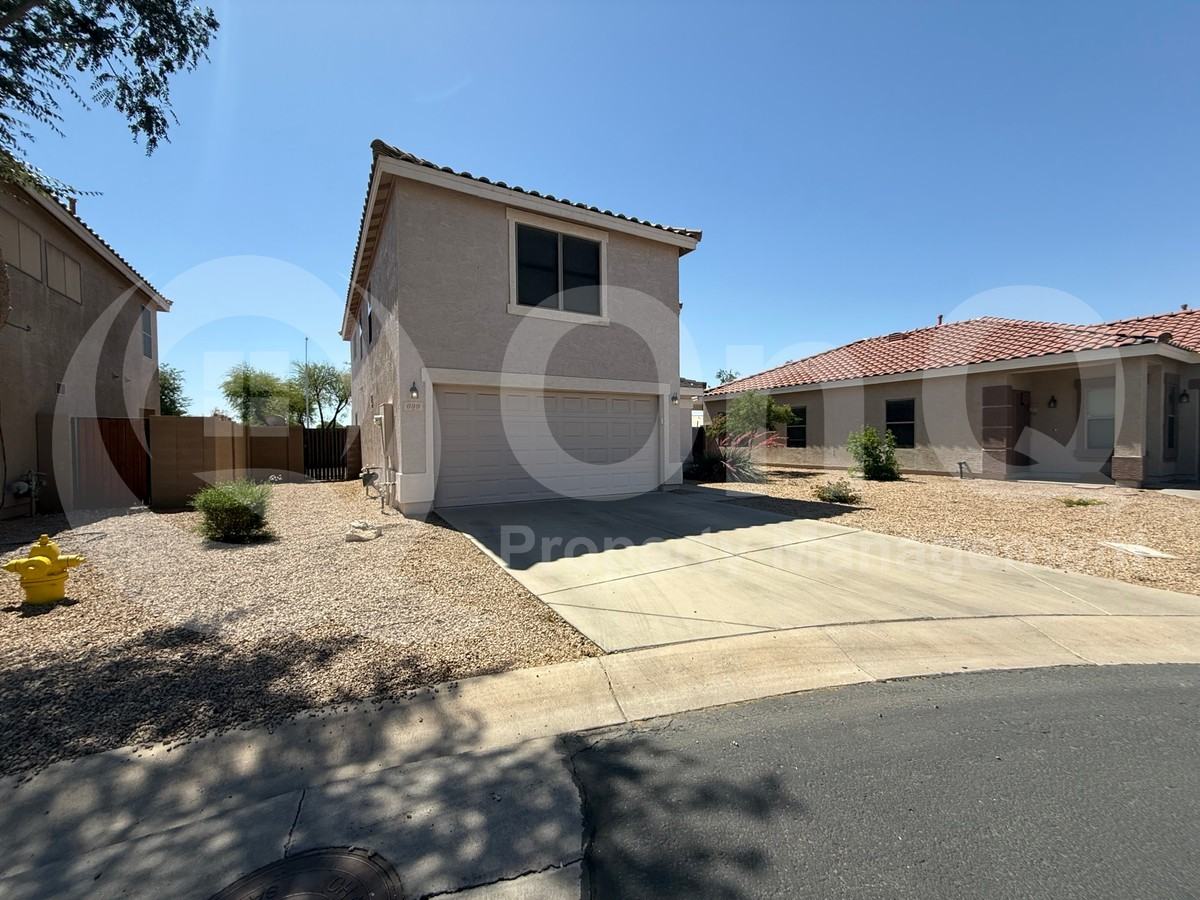 699 E Springfield Pl - Photo 2 of 28