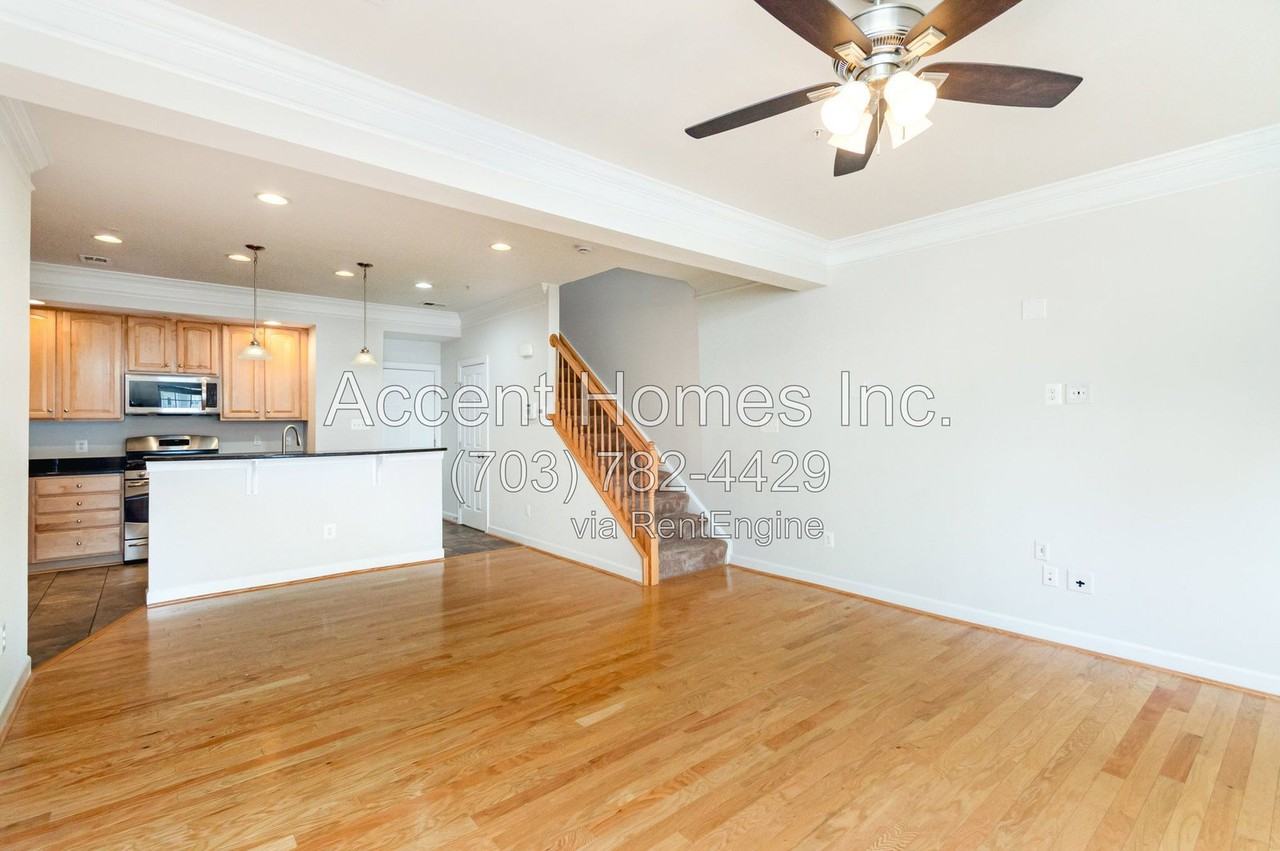 5675 Harrington Falls Ln #G - Photo 6 of 37