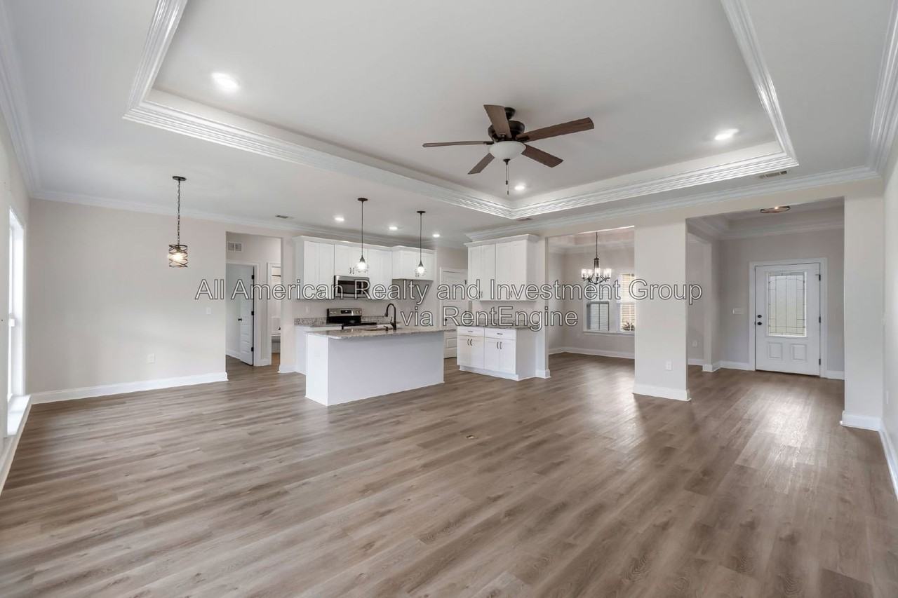 331 Adams Dr - Photo 6 of 30