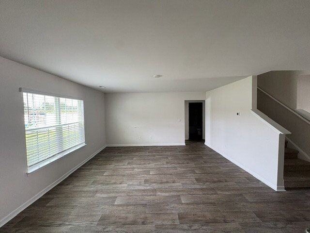 1153 Fowler Dr - Photo 5 of 21