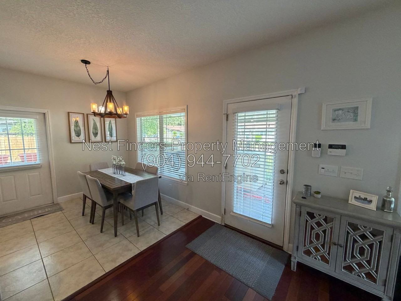 3886 Walsh St - Photo 4 of 50