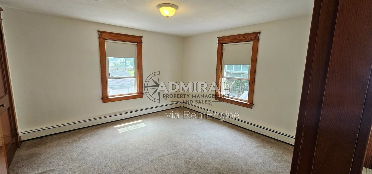 52 Washington St #A - Photo 4 of 27