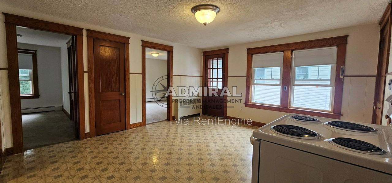 52 Washington St #A - Photo 5 of 27