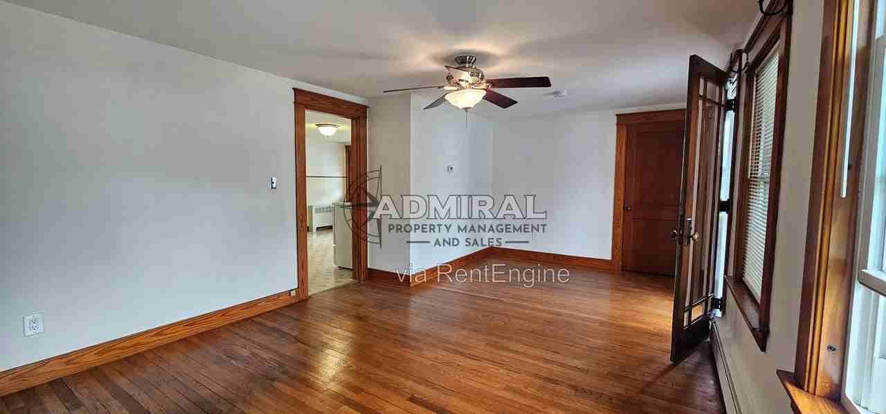 52 Washington St #A - Photo 3 of 24