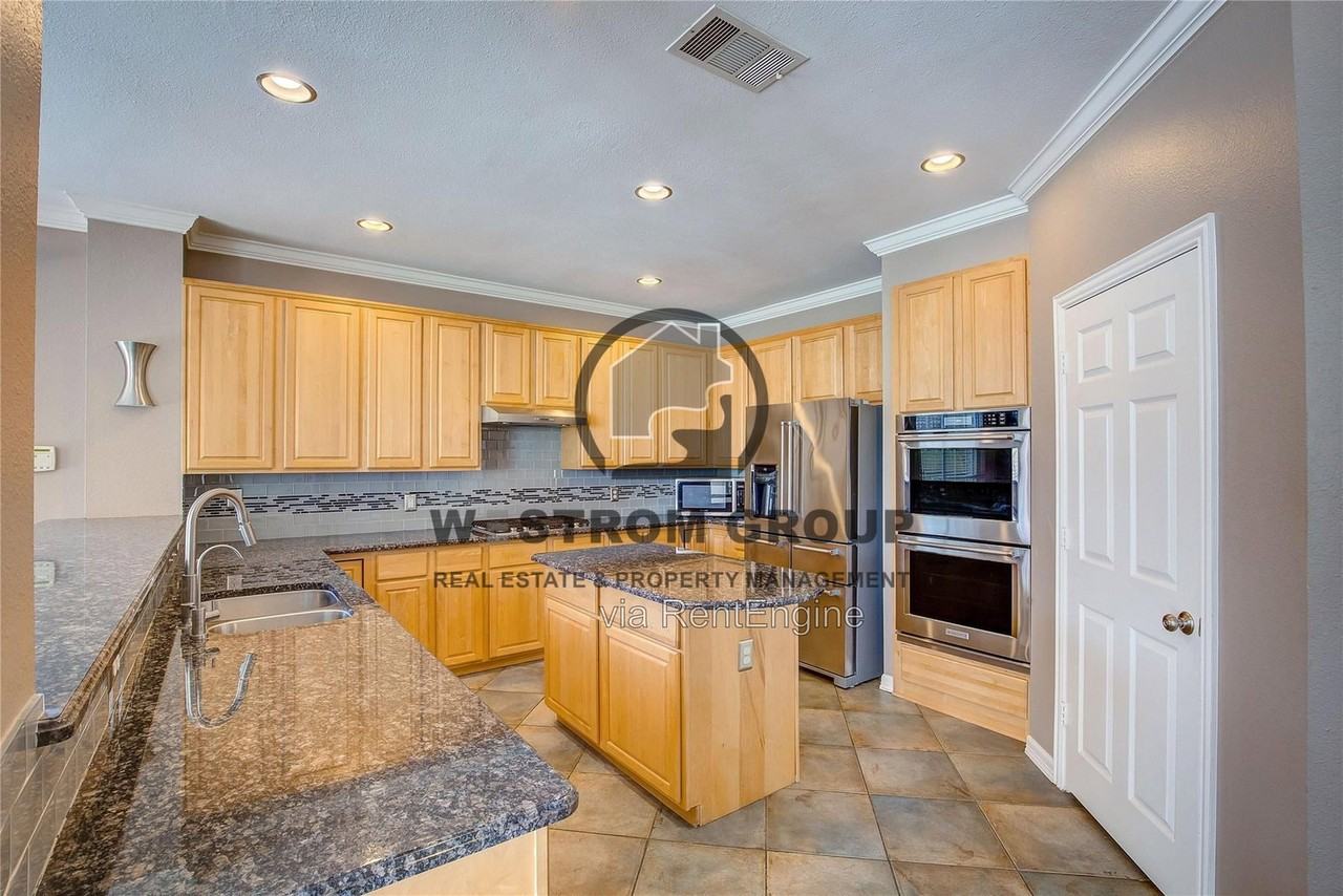 191 Durango Dr - Photo 3 of 19
