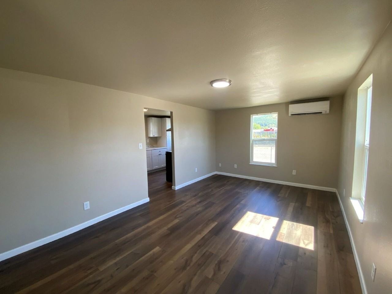 173 E Everett Ave #1 - Photo 3 of 21