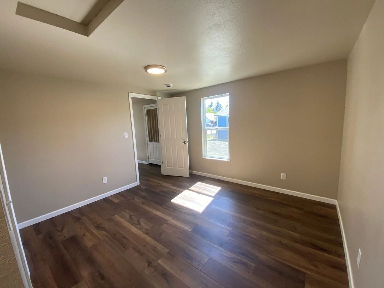 173 E Everett Ave #1 - Photo 5 of 21