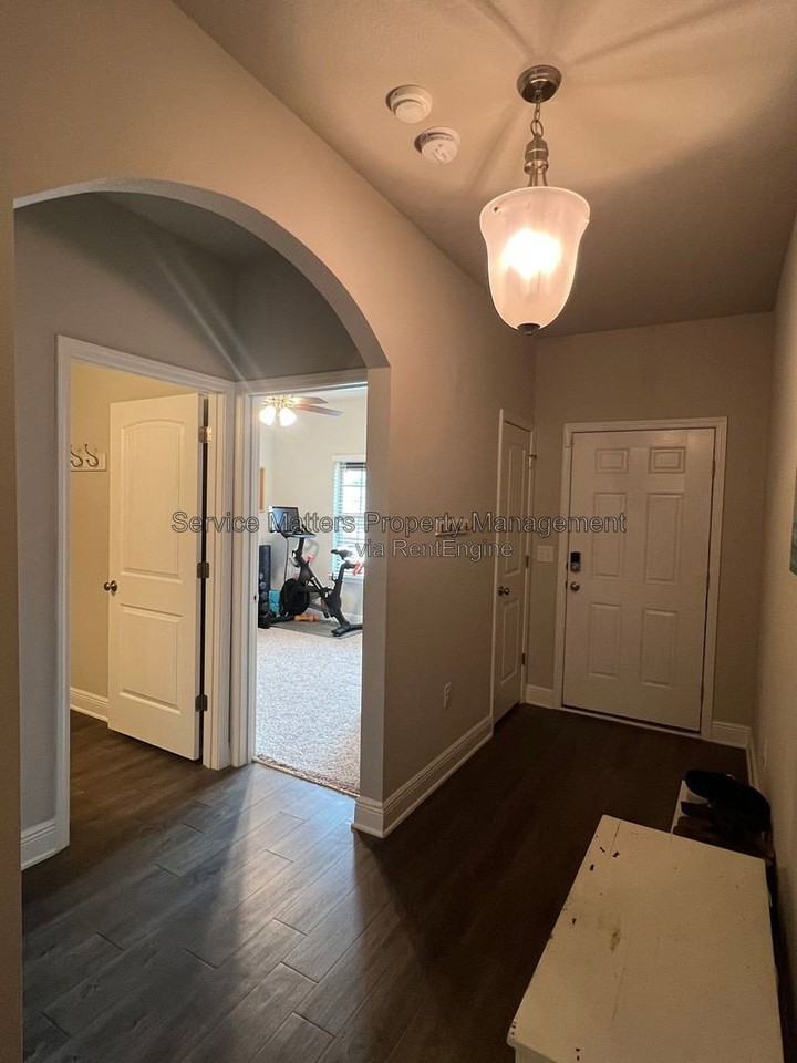 6360 Ladera Trl - Photo 4 of 34